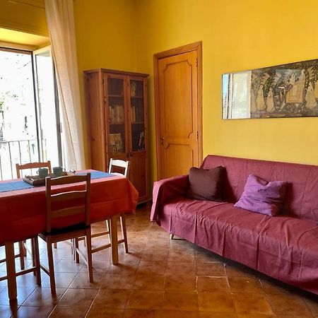 Apartamento Spaccanapoli Top, Your House In The Old Town Exterior foto